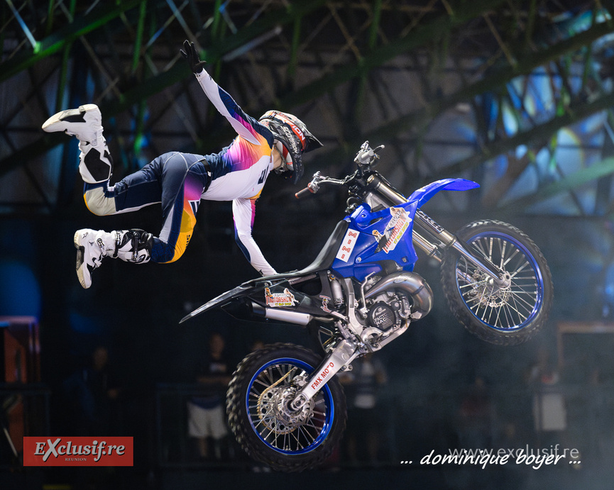 Les acrobates volants en action!
