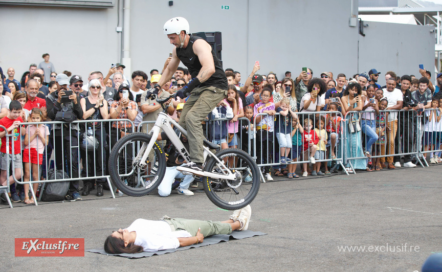 Motor Expo à la Nordev: exposition de motos et d'autos, show trial et VTT