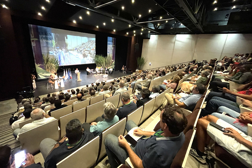Plus de 300 personnes présentes au Musée Stella Matutina pour ces Etats Généraux de la Canne