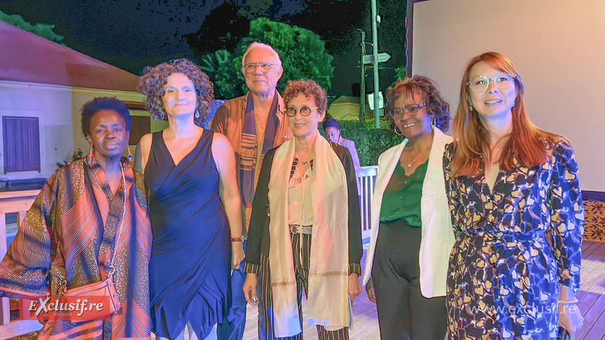 La photo de famille avec les élus et les responsables de Lalanbik La photo de famille avec les élus et les responsables de Lalanbik