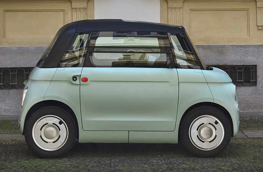 Topolino, une petite voiture au charme... italien!