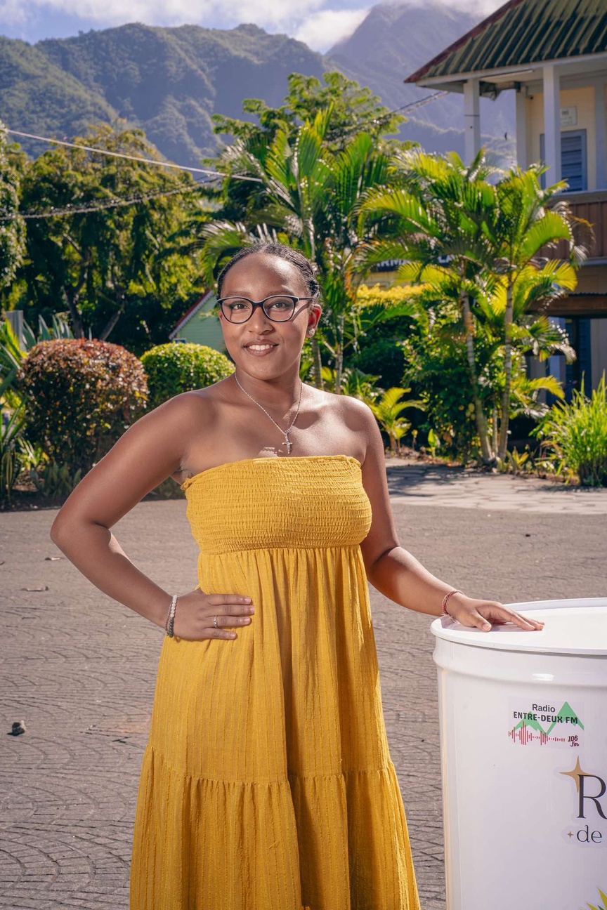 N°2 - Noémie DELPHINE N°2 - Noémie DELPHINE