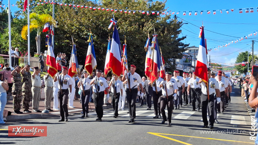Un beau 14 juillet dans la rue principale du Tampon