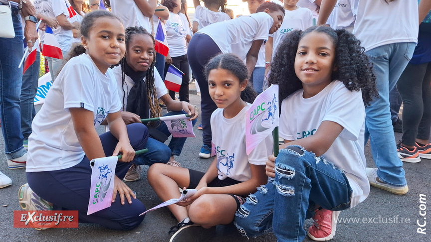 En attendant le départ du cortège... En attendant le départ du cortège...