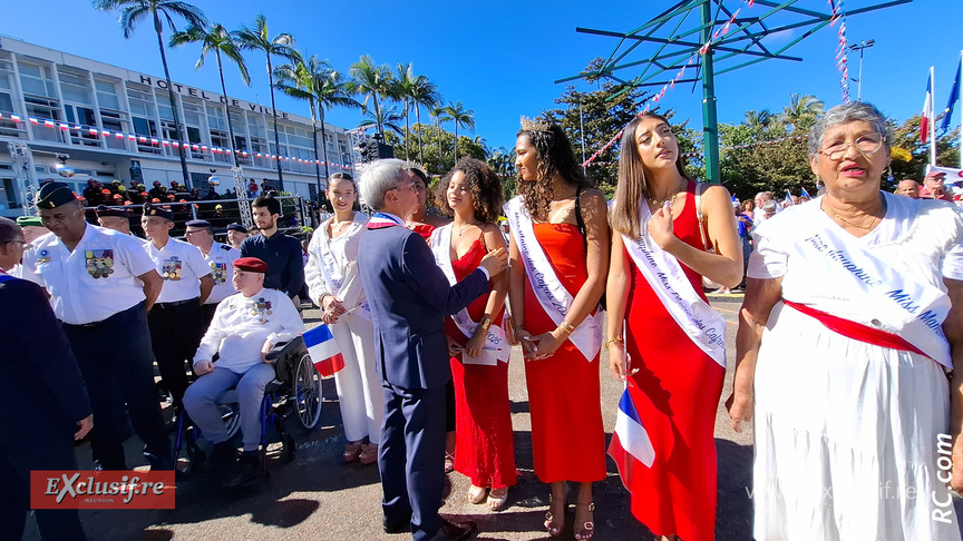 Miss Ville du Tampon et ses dauphines