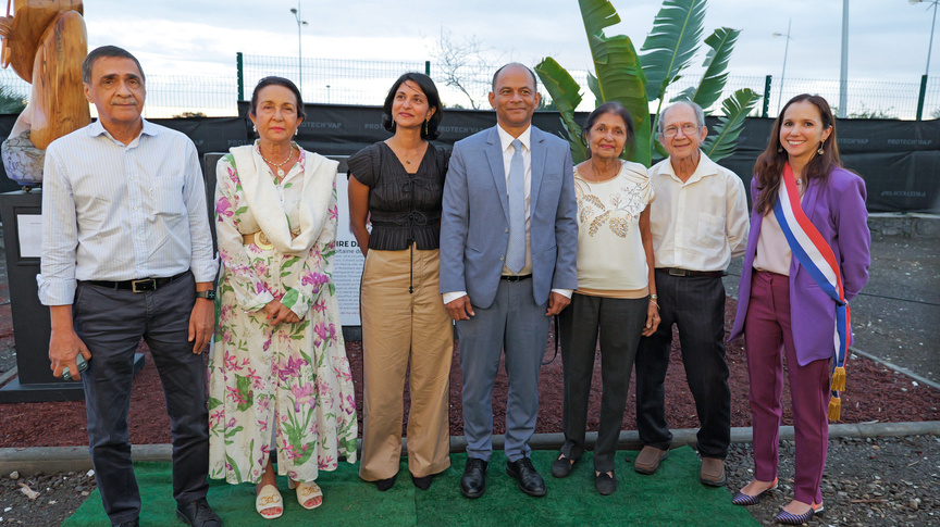 Les personnalités présentes lors de la cérémonie Les personnalités présentes lors de la cérémonie