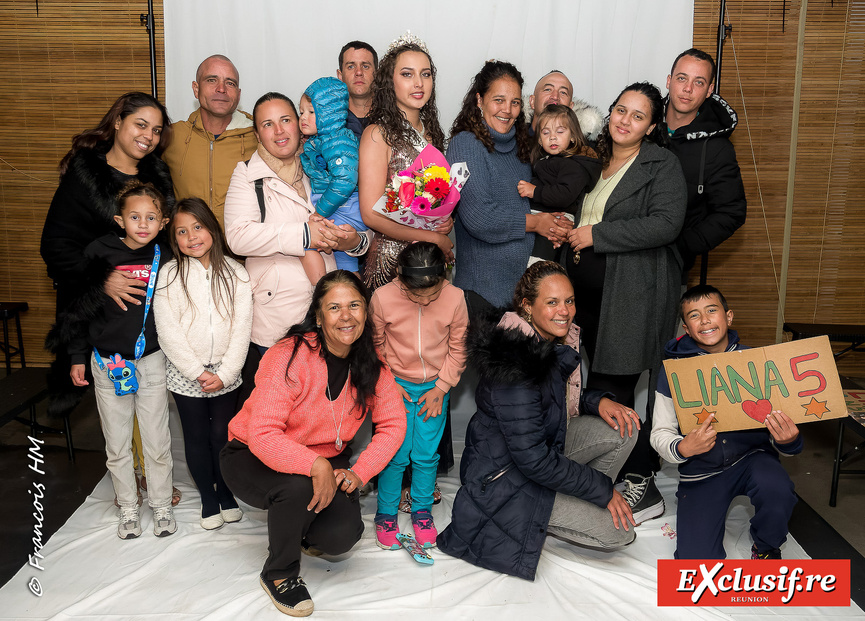Miss Salazie 2025 et toute sa famille présente