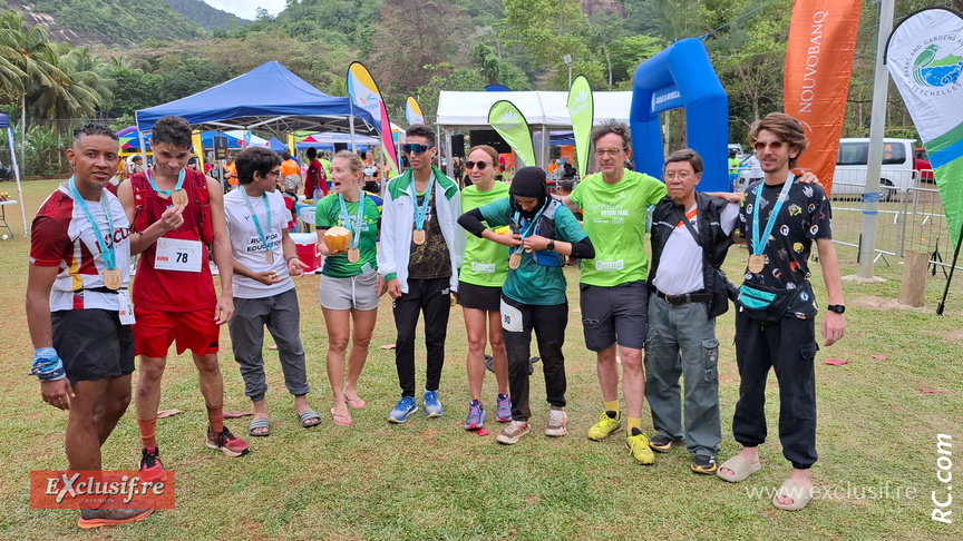 Des moments d'amitié entre les délégations pakistanaises et réunionnaises Des moments d'amitié entre les délégations pakistanaises et réunionnaises