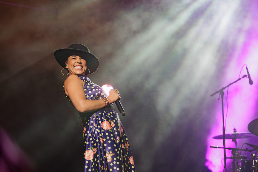 Francofolies de La Réunion 2025: Emma Peters et Tine Poppy au Téat Plein Air