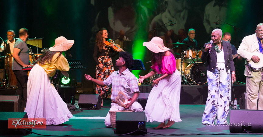 Hommage à Jules Arlanda au Téat Champ Fleuri avec une pléiade d'artistes: photos Hommage à Jules Arlanda au Téat Champ Fleuri avec une pléiade d'artistes: photos