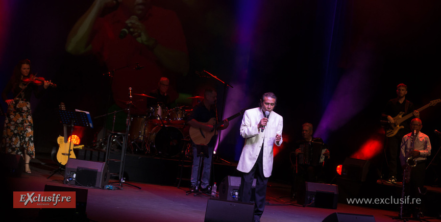 Hommage à Jules Arlanda au Téat Champ Fleuri avec une pléiade d'artistes: photos Hommage à Jules Arlanda au Téat Champ Fleuri avec une pléiade d'artistes: photos