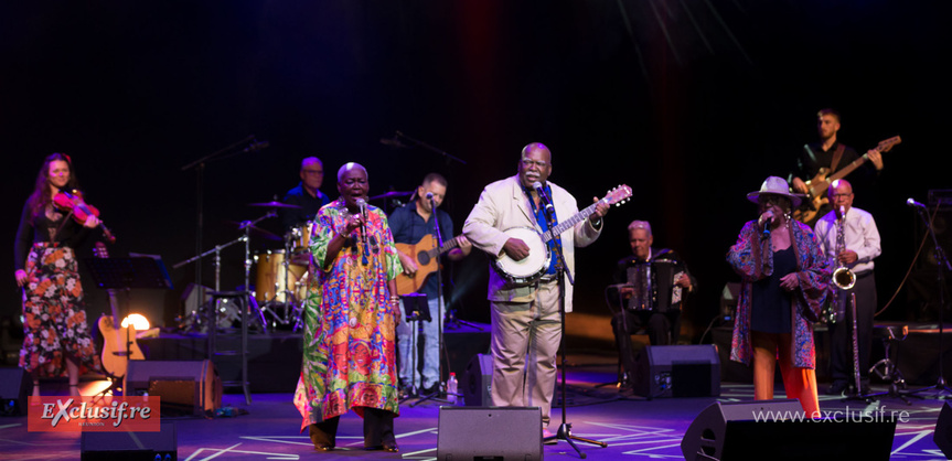 Hommage à Jules Arlanda au Téat Champ Fleuri avec une pléiade d'artistes: photos Hommage à Jules Arlanda au Téat Champ Fleuri avec une pléiade d'artistes: photos