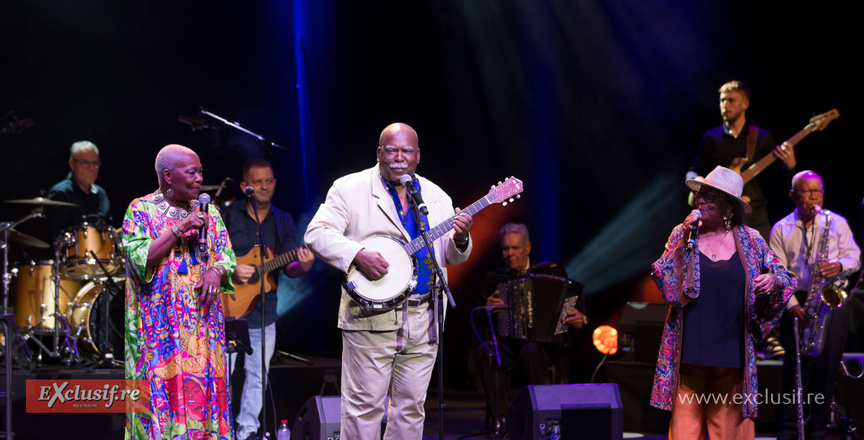 Hommage à Jules Arlanda au Téat Champ Fleuri avec une pléiade d'artistes: photos Hommage à Jules Arlanda au Téat Champ Fleuri avec une pléiade d'artistes: photos