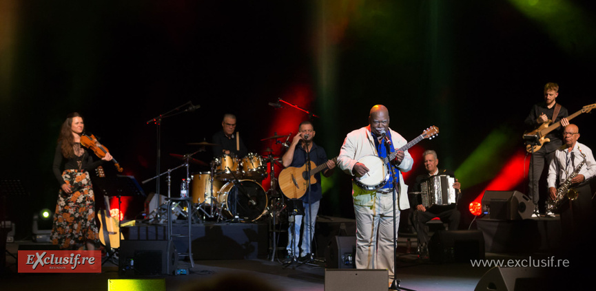 Hommage à Jules Arlanda au Téat Champ Fleuri avec une pléiade d'artistes: photos Hommage à Jules Arlanda au Téat Champ Fleuri avec une pléiade d'artistes: photos