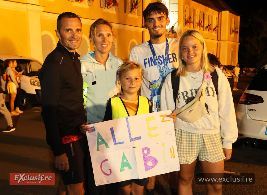 En vacances dans l'île, et avant de prendre l'avion quelques heures après, Gabin Garcia Nava s'est offert un beau souvenir de ces 10 km. Il a été félicité par les siens