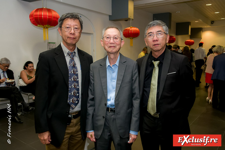 Soirée du 76e Anniversaire de la Fondation de la République Populaire de Chine