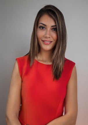Son talent et son charme devraient vite séduire les télespectateurs... Son talent et son charme devraient vite séduire les télespectateurs...