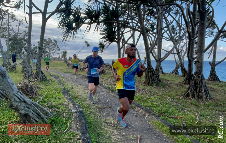 les coureurs ont découvert de magnifiques paysages de la région Est de l'île les coureurs ont découvert de magnifiques paysages de la région Est de l'île