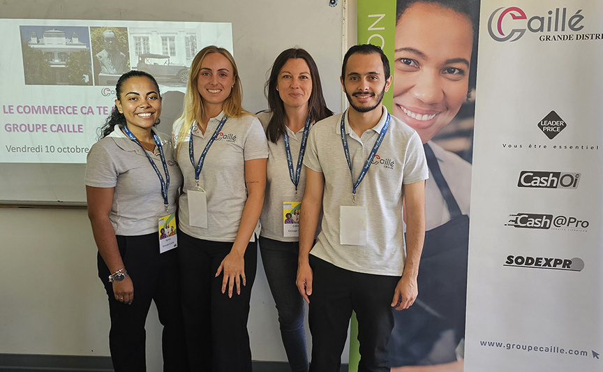 Du Groupe Caillé: Agnès Técher, Chargée de Projets RH, Céline Bosredon, Directrice du Développement RH, Camille Cuisinier, apprentie, et Romain Dijoux, apprenti