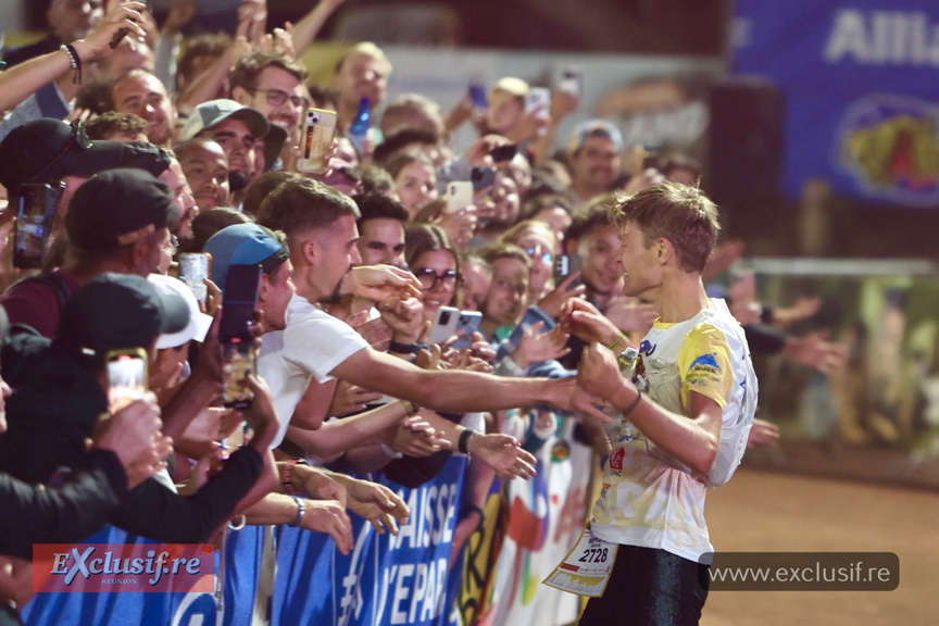 Baptiste Chassagne est allé salué le pubic venu l'accueilr à la Redoute Baptiste Chassagne est allé salué le pubic venu l'accueilr à la Redoute