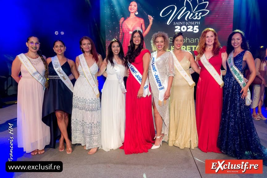 Stéphanie Lebreton avec les anciennes Miss Saint-Joseph présentes ce soir-là