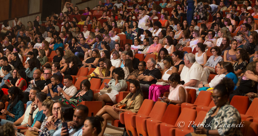 David Voinson, humoriste, en spectacle à Champ Fleuri: photos David Voinson, humoriste, en spectacle à Champ Fleuri: photos