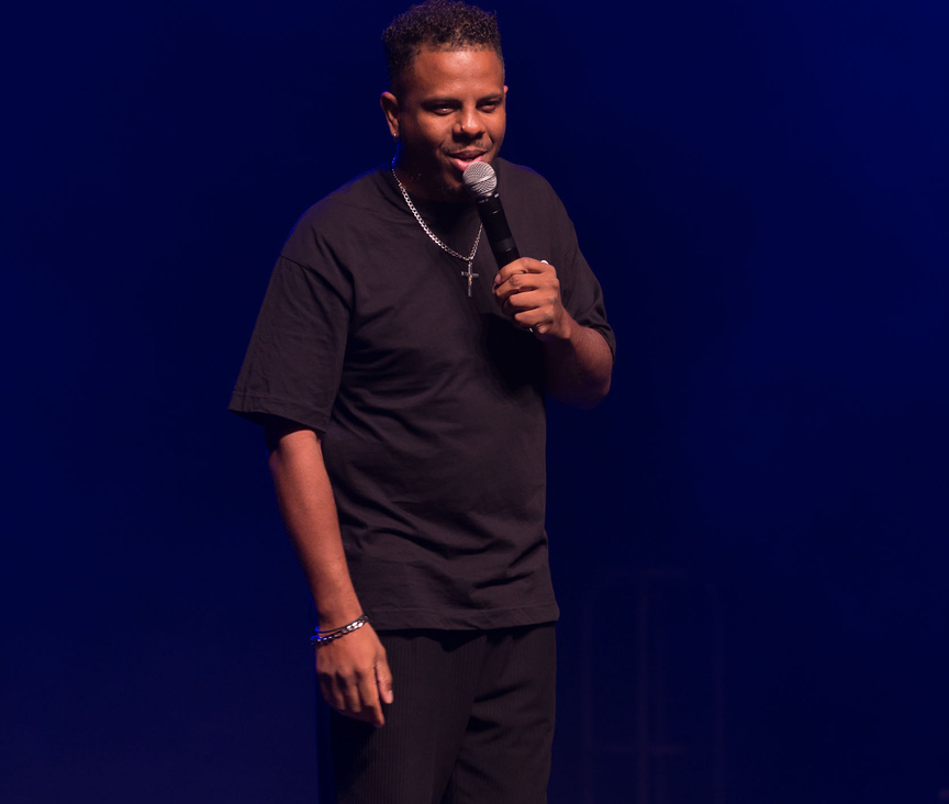 David Voinson, humoriste, en spectacle à Champ Fleuri: photos