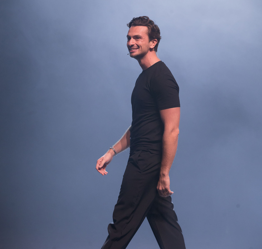 David Voinson, humoriste, en spectacle à Champ Fleuri: photos David Voinson, humoriste, en spectacle à Champ Fleuri: photos