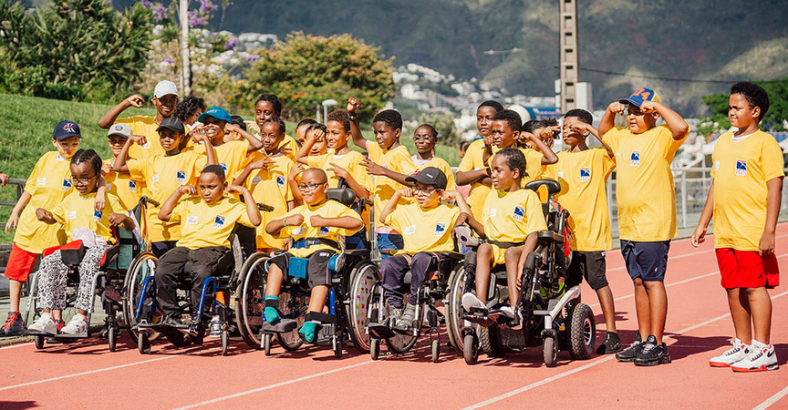 Des jeunes en situation de handicap heureux d cette journée... Des jeunes en situation de handicap heureux d cette journée...