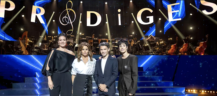 Faustine Bollaert (en blanc), présentatrice de "Prodiges" avec les membrs du jury, Julie Fuchs, Gautier Capuçon, et Marie-Claude Pietragalla Faustine Bollaert (en blanc), présentatrice de "Prodiges" avec les membrs du jury, Julie Fuchs, Gautier Capuçon, et Marie-Claude Pietragalla