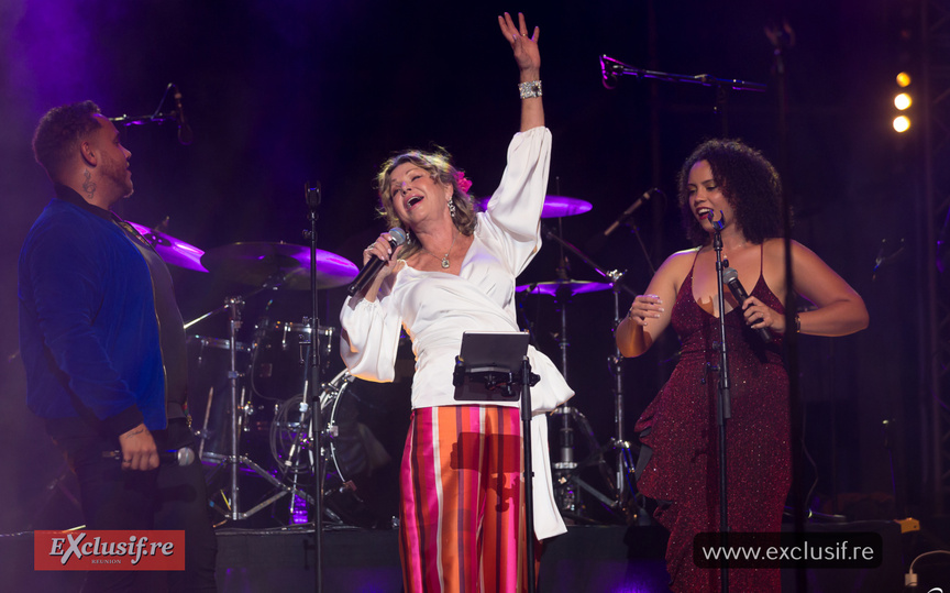 Jeane Manson en concert au Téat Plein Air de Saint-Gilles: photos Jeane Manson en concert au Téat Plein Air de Saint-Gilles: photos