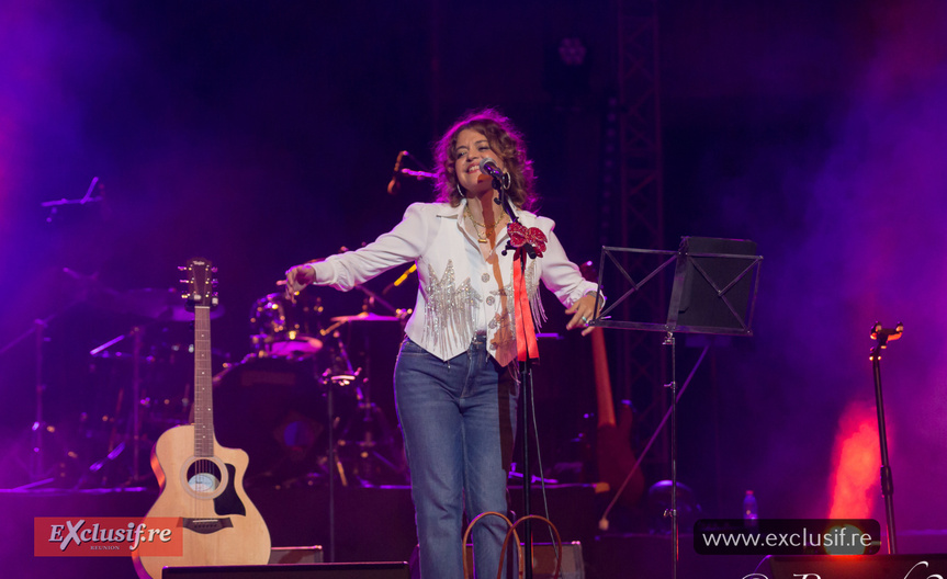 Jeane Manson en concert au Téat Plein Air de Saint-Gilles: photos Jeane Manson en concert au Téat Plein Air de Saint-Gilles: photos