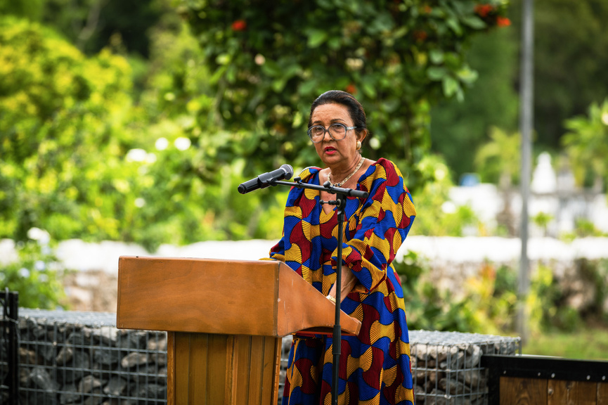 Huguette Bello Huguette Bello