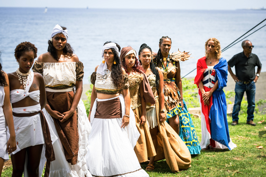 Le 20 désanm l fé réyone Sin Pol! (le 20 décembre fait rayonner Saint-Paul) Le 20 désanm l fé réyone Sin Pol! (le 20 décembre fait rayonner Saint-Paul)