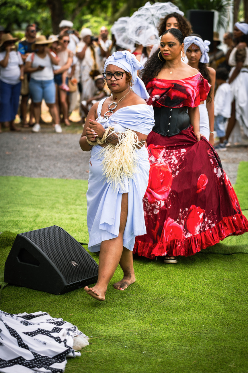 Le 20 désanm l fé réyone Sin Pol! (le 20 décembre fait rayonner Saint-Paul) Le 20 désanm l fé réyone Sin Pol! (le 20 décembre fait rayonner Saint-Paul)