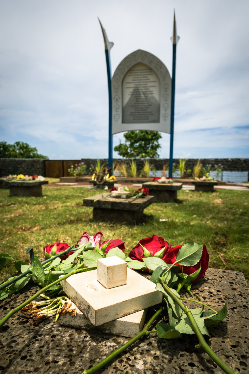 Le 20 désanm l fé réyone Sin Pol! (le 20 décembre fait rayonner Saint-Paul) Le 20 désanm l fé réyone Sin Pol! (le 20 décembre fait rayonner Saint-Paul)