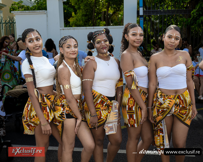 Défilé du 20 décembre 2026 à Saint-Denis: photos Défilé du 20 décembre 2026 à Saint-Denis: photos