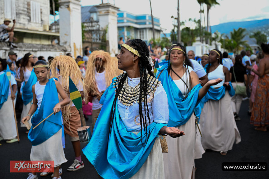 Défilé du 20 décembre 2026 à Saint-Denis: photos Défilé du 20 décembre 2026 à Saint-Denis: photos