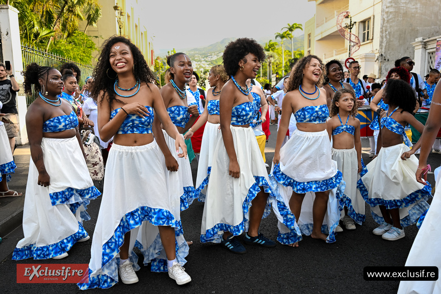 Défilé du 20 décembre 2026 à Saint-Denis: photos Défilé du 20 décembre 2026 à Saint-Denis: photos