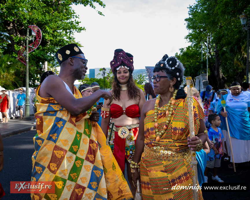Défilé du 20 décembre 2026 à Saint-Denis: photos Défilé du 20 décembre 2026 à Saint-Denis: photos