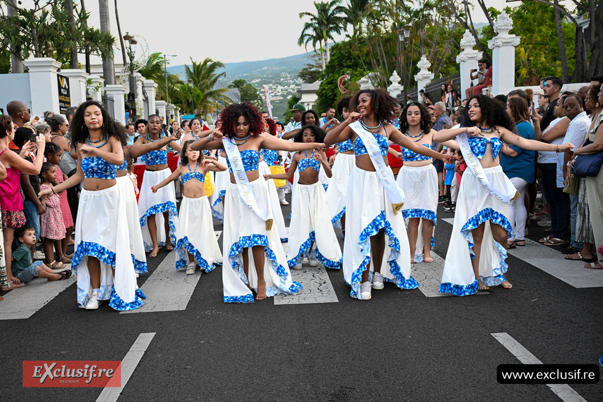 Défilé du 20 décembre 2026 à Saint-Denis: photos Défilé du 20 décembre 2026 à Saint-Denis: photos