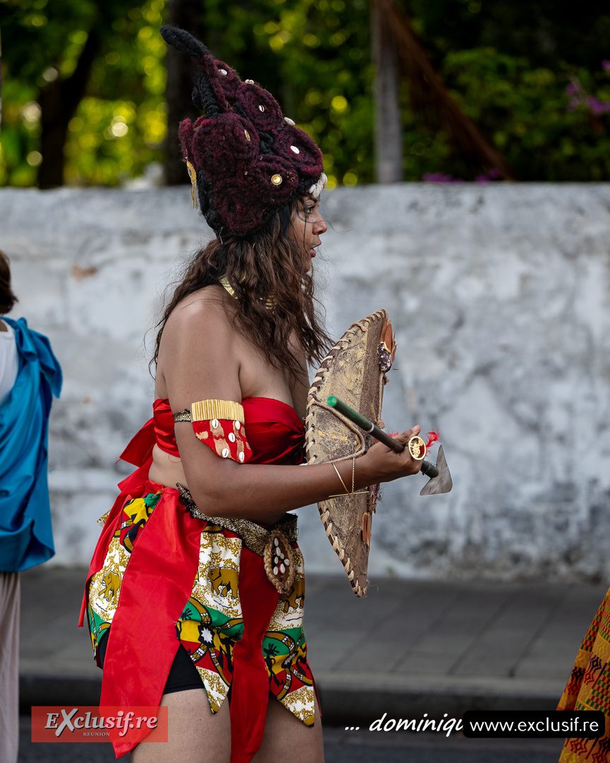 Défilé du 20 décembre 2026 à Saint-Denis: photos Défilé du 20 décembre 2026 à Saint-Denis: photos