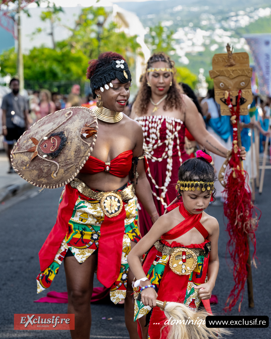 Défilé du 20 décembre 2026 à Saint-Denis: photos