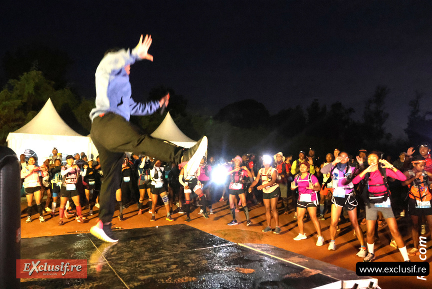 On s'echauffe toujours comme ça avant chaque départ On s'echauffe toujours comme ça avant chaque départ