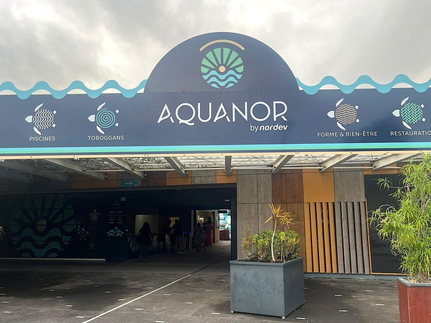 Aquanor à Saint-Denis a fait peau neuve, transformé en "îlet" Aquanor à Saint-Denis a fait peau neuve, transformé en "îlet"