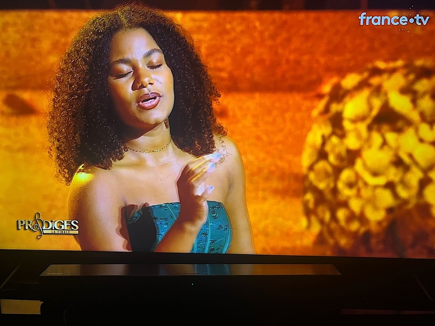 Imprégnée par son interprétation...