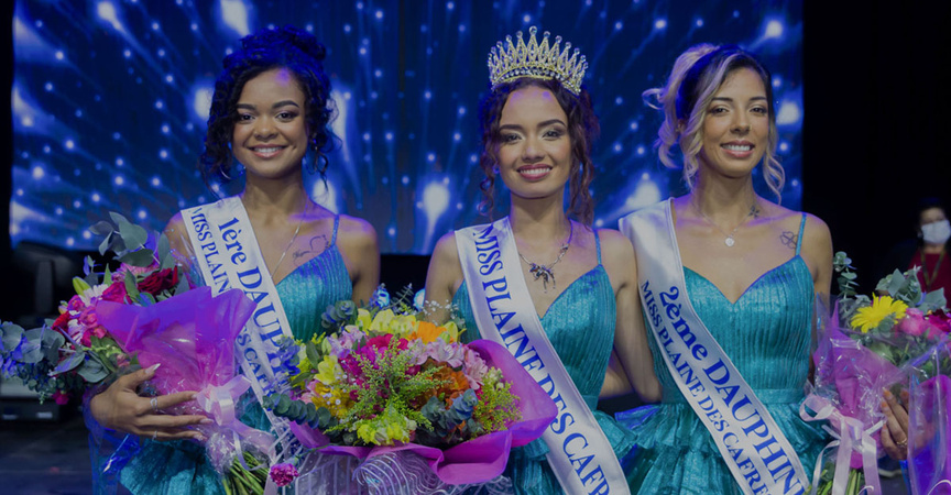 Océane Calizingué, 1ère dauphine, Manon Bardeur, Miss Plaine des Cafres 2026, et Rachel Robert, 2ème dauphine