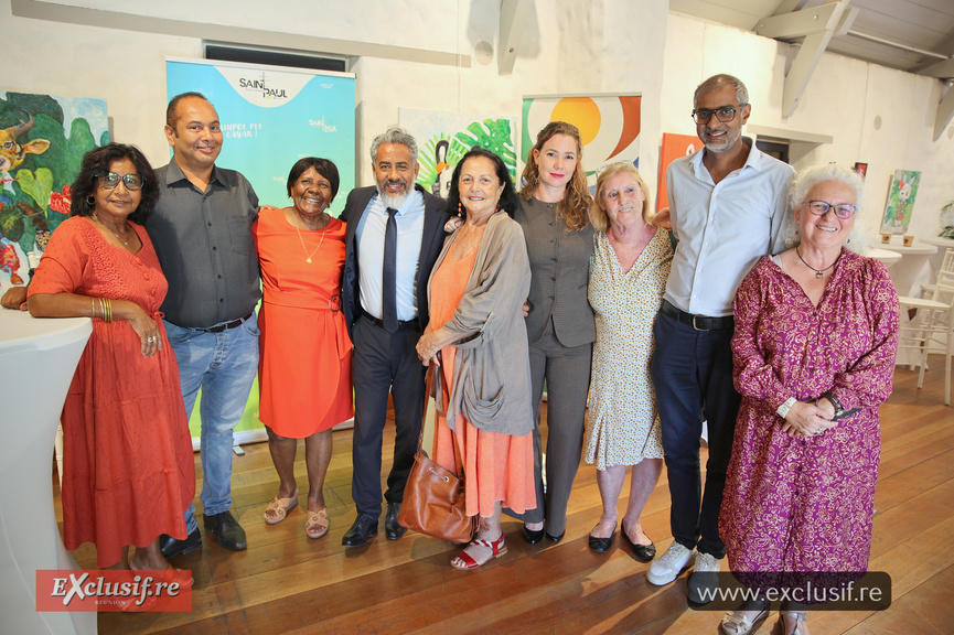 Plusieurs élu.e.s municipaux étaient présents à cette cérémonie Plusieurs élu.e.s municipaux étaient présents à cette cérémonie