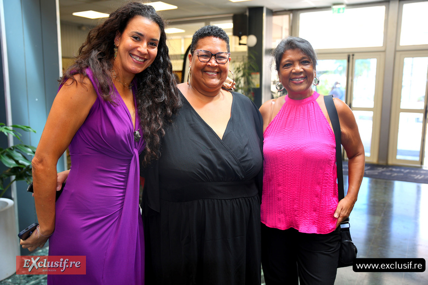 Roxanne Pausé, du cabinet de la maire, Geneviève Bommalais et Marie-Annick Andamaye, adjointes Roxanne Pausé, du cabinet de la maire, Geneviève Bommalais et Marie-Annick Andamaye, adjointes