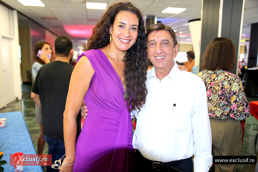 Pour ceux qui ne le savent pas, Roxanne Pausé est 1ère dauphine de Valérie Bègue, Miss Réunion 2007, et elle est aussi championne de volley-ball